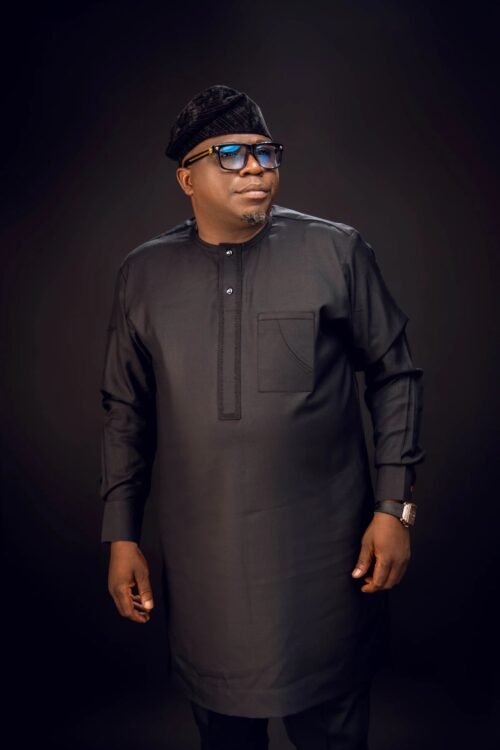 Long sleeve Kaftan In Black