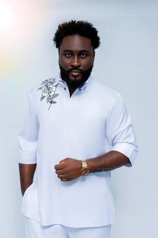 Kaftan In White With Shoulder Embroidery