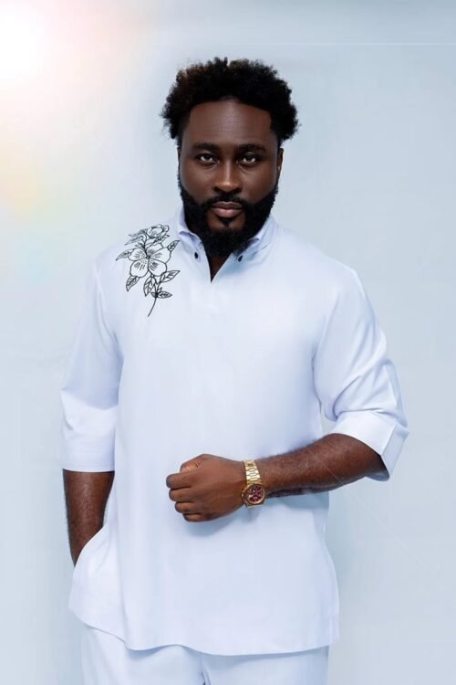 Kaftan In White With Shoulder Embroidery
