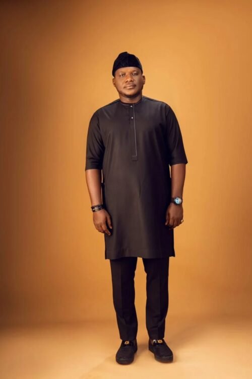 Kaftan In Black Short Sleeve