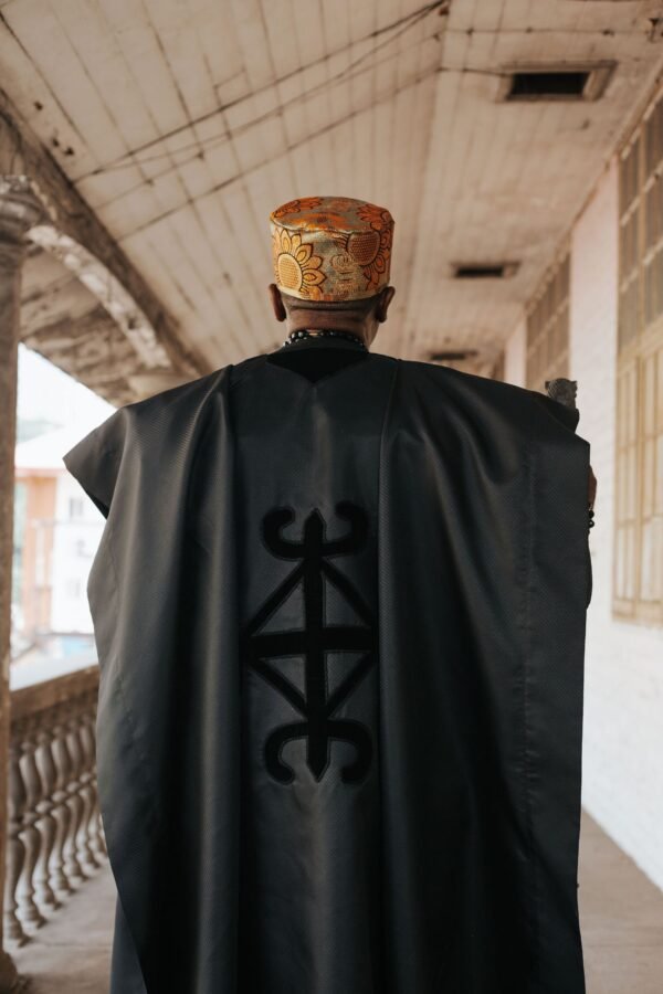 Luxury Agbada In Black - Image 3