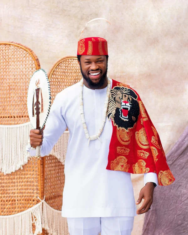 Luxury Kaftan In White (Isiagwu) Inspired