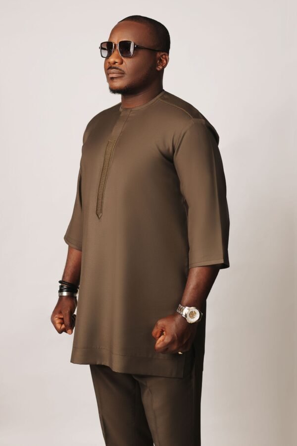 Quarter Sleeves Gold Kaftan - Image 2